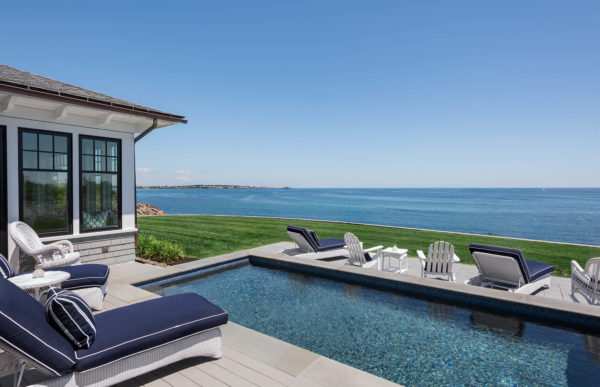 The wonderfully sited pool with its gorgeous ocean proximity.